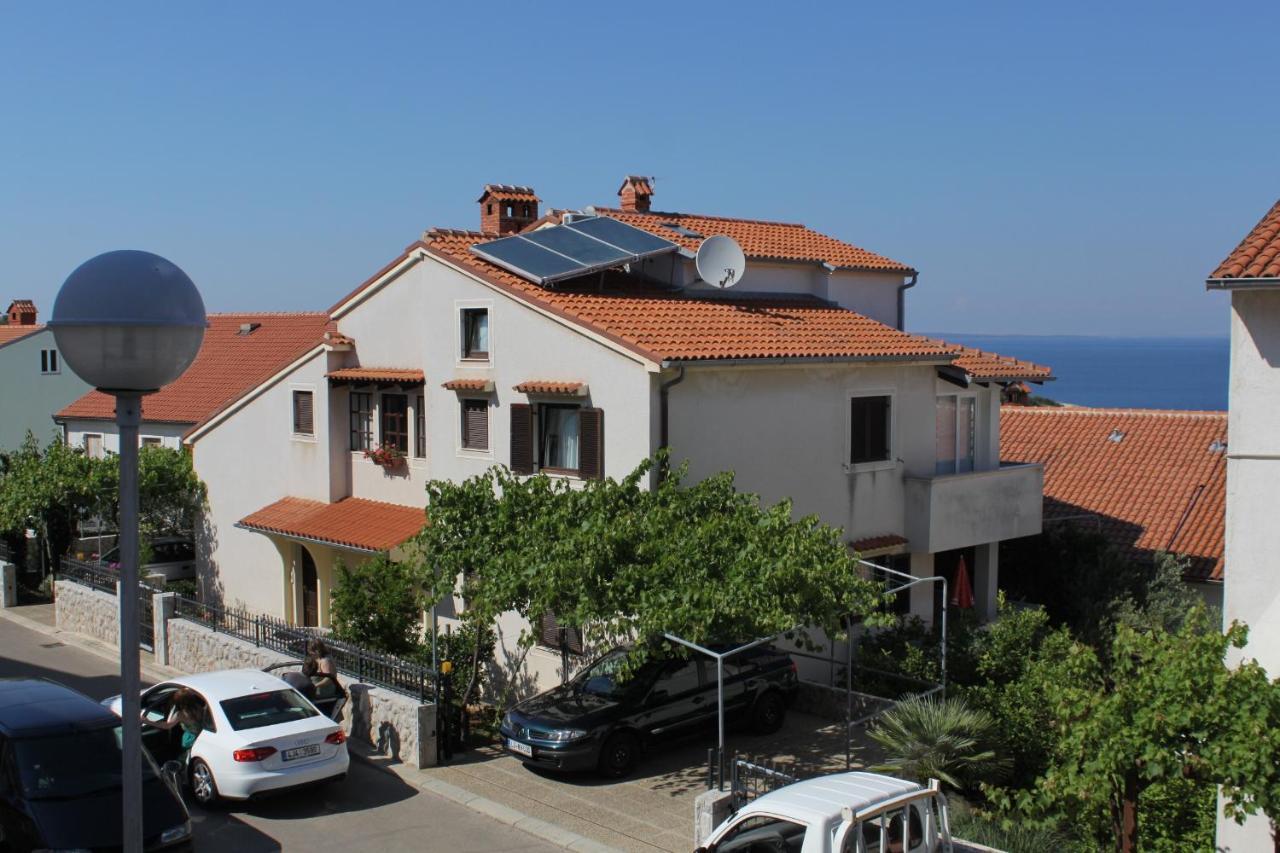 Apartments With A Parking Space Mali Losinj Exterior photo