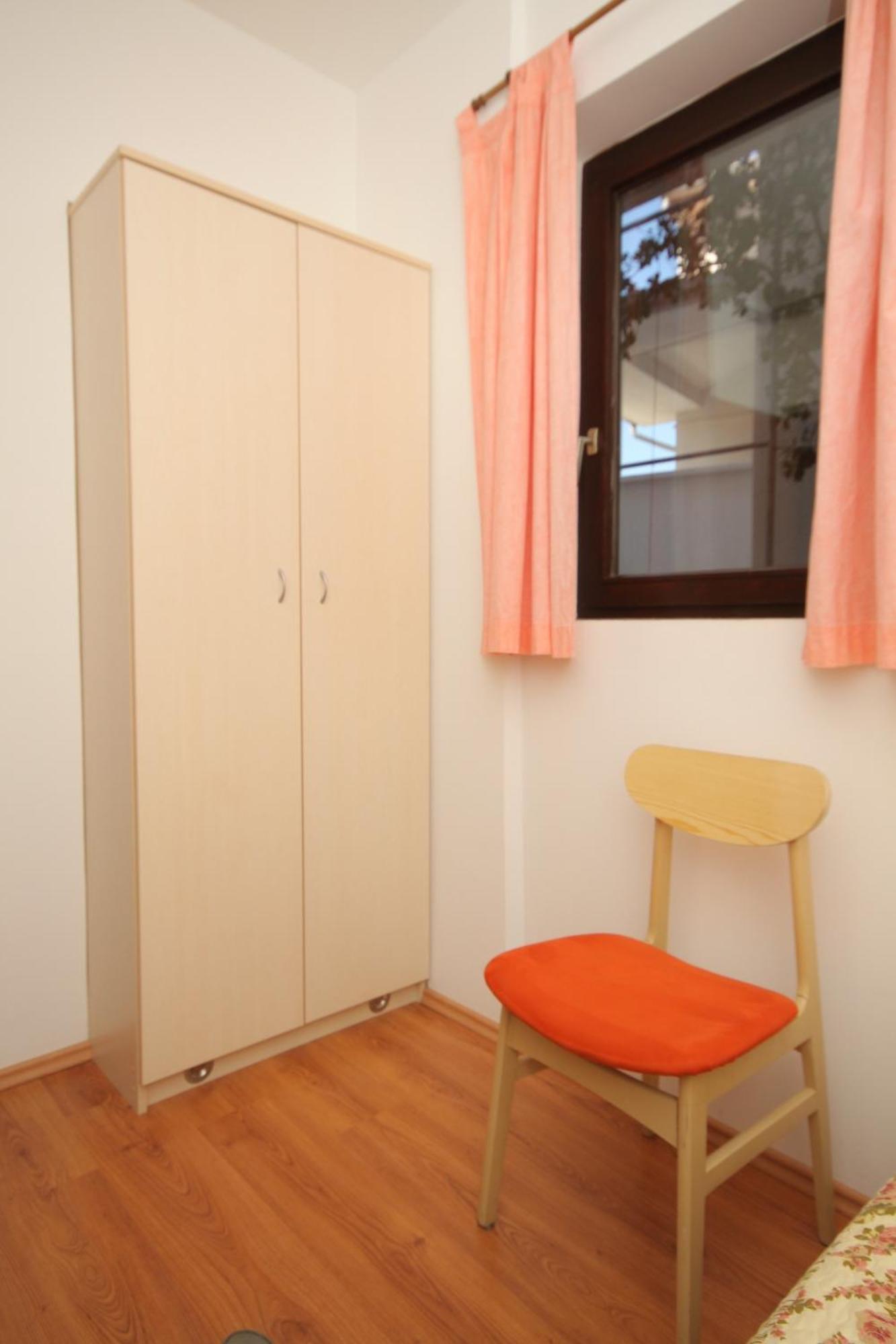Apartments With A Parking Space Mali Losinj Room photo